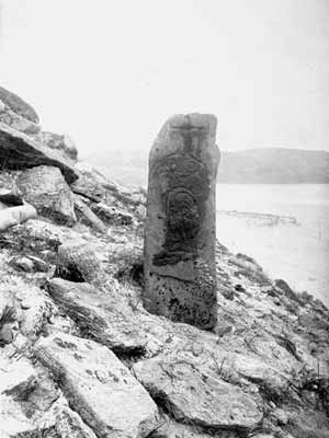 Fig. H4.8. The Pictish symbol stone photographed in 1895 (SC 908651  RCAHMS (Erskine Beveridge Collection)